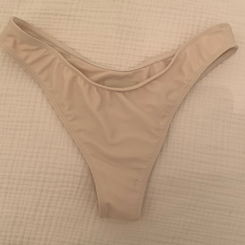 Belle the label Forma bottoms